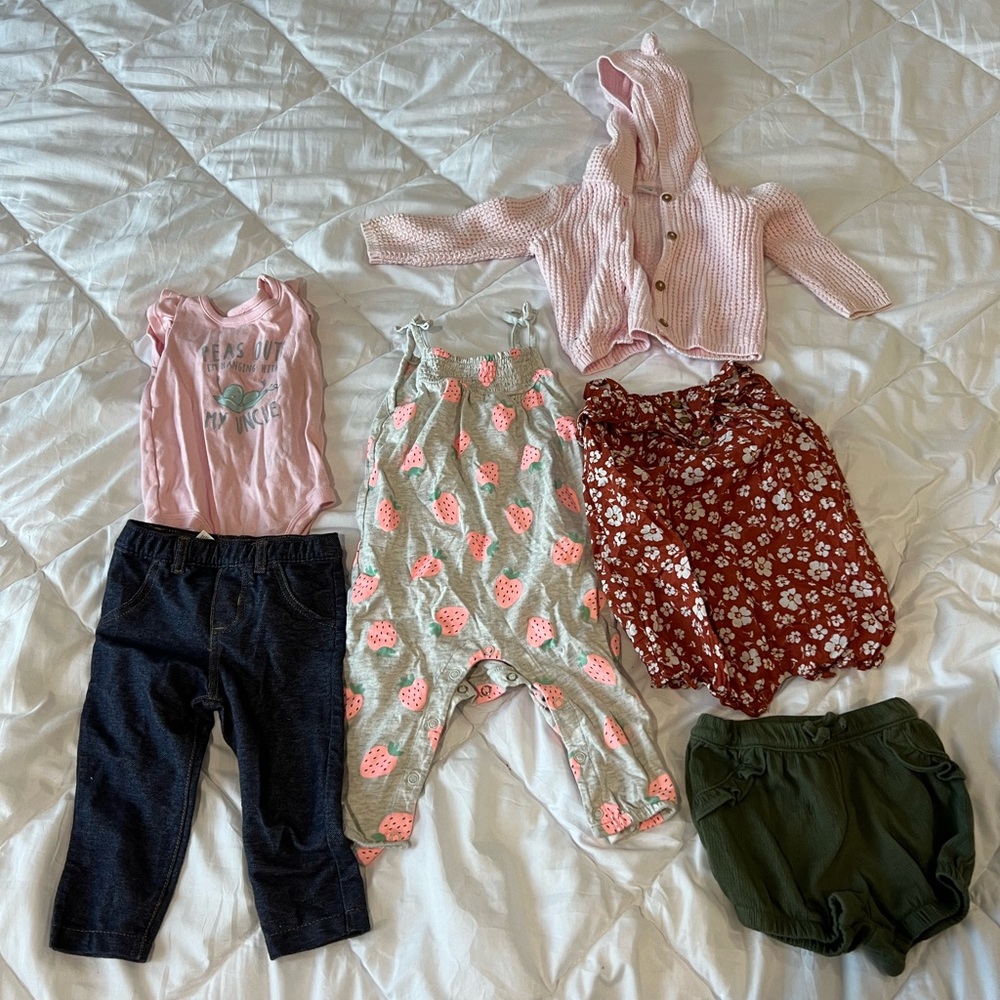 Baby girl clothes bundle
